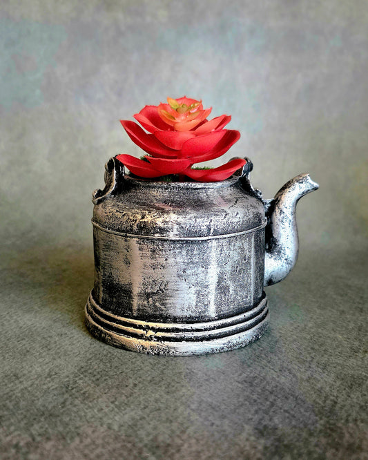 Desi Kettle Planter